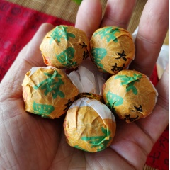 麻黑大树龙珠 滋味甘甜，茶汤含香，韵味足，香气好 易武茶区